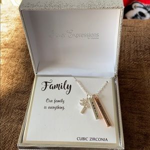 Family is Everything 18in necklace ❤️